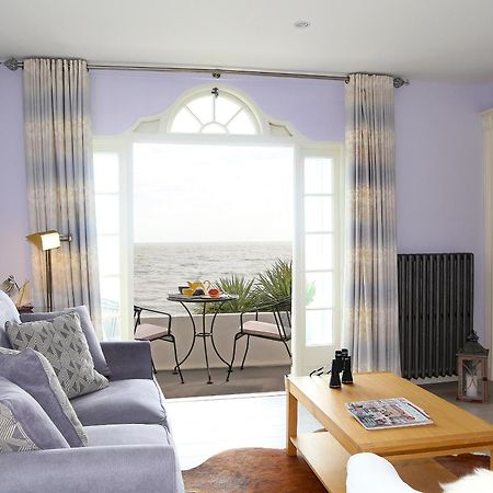 Seashore Apartment Sandgate Bagian luar foto